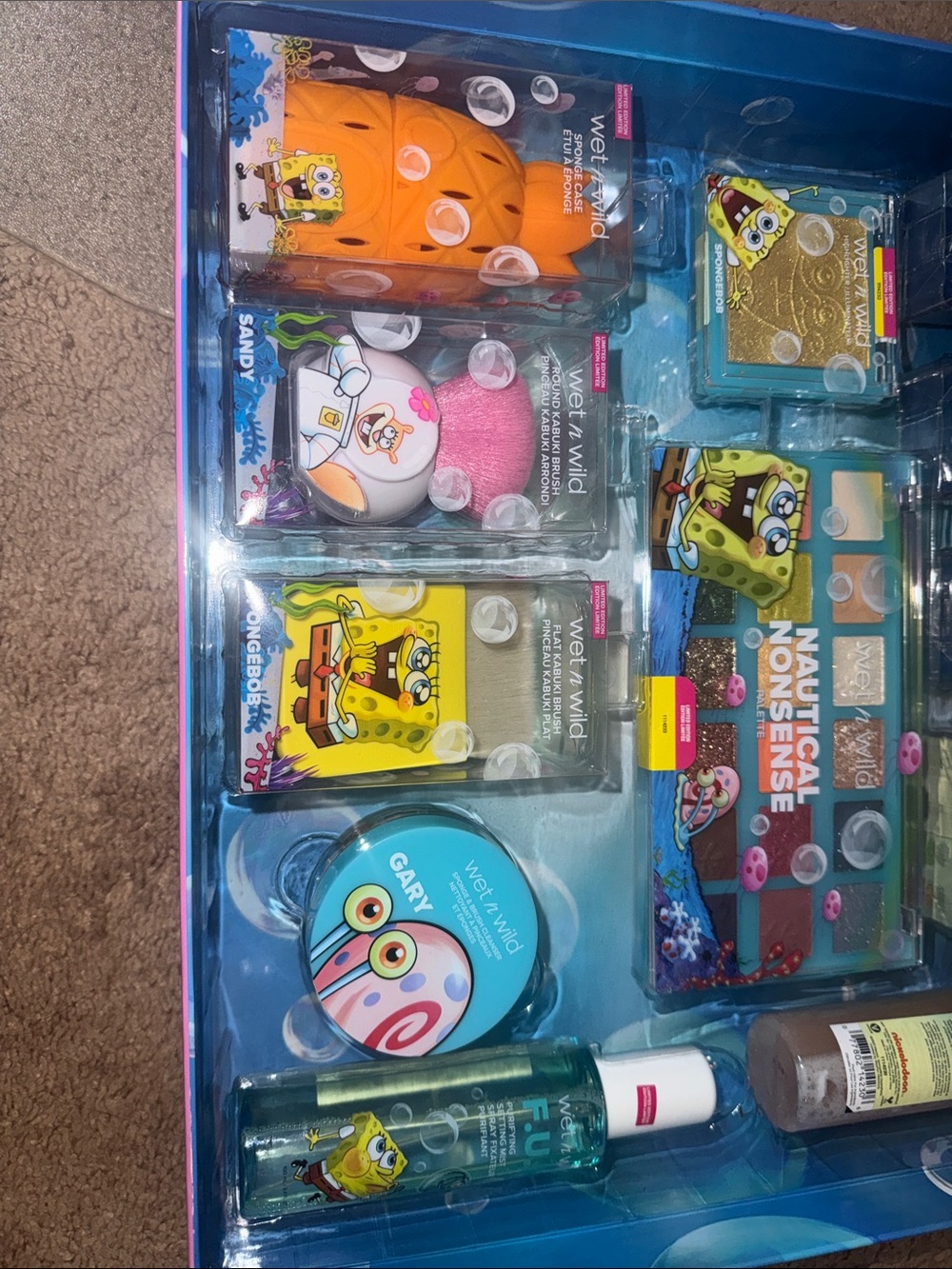 Wet n wild spongebob - Picture 2 of 4